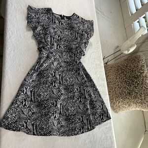 Who What Wear Womens M Snake Print Dress Fit Flare Short Sleeve Casual